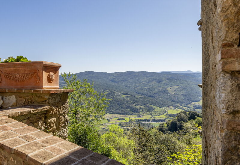 House in Sassa, Historic Tuscany Village, View: Autumn, Scenic View, Spring, Summer