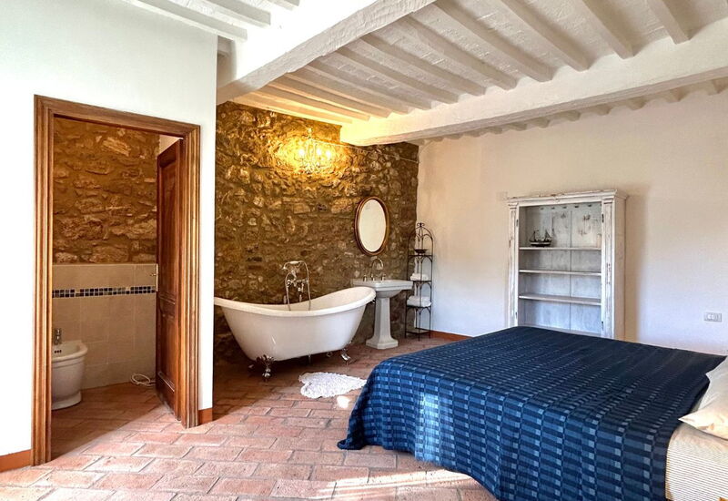 House in Sassa, Historic Tuscany Village, View: Frühling, Herbst, Schlafzimmer, Sommer