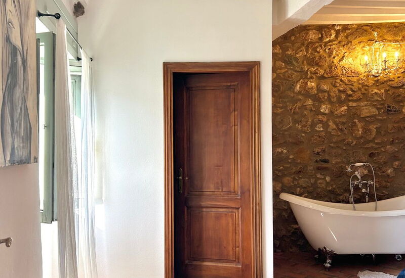 House in Sassa, Historic Tuscany Village, View: Frühling, Herbst, Schlafzimmer, Sommer