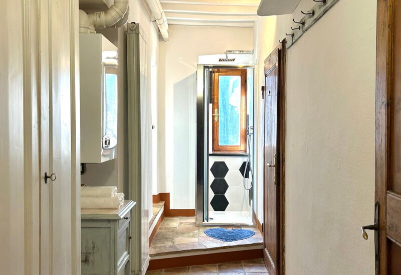 House in Sassa, Historic Tuscany Village, View: Bad, Frühling, Herbst, Sommer