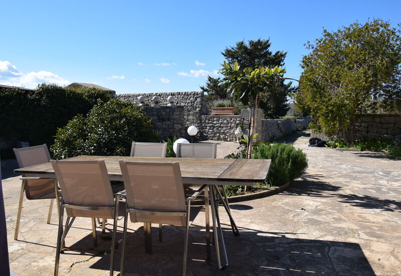 Villa Il Carato, Private Pool, Modica: Außen, Balkon / Terrasse / Patio, Draussen, Frühling, Herbst, Sommer, Winter