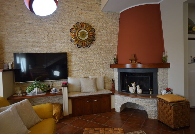 Villa Ina: Frühling, Haupteingang, Herbst, Sommer, Wohnzimmer