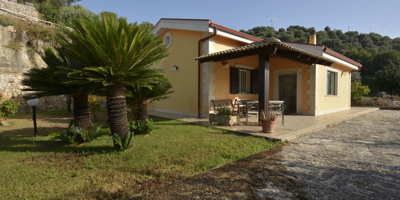 Villa del Monte: Außen, Balkon / Terrasse / Patio, Draussen, Frühling, Garten, Herbst, Sommer