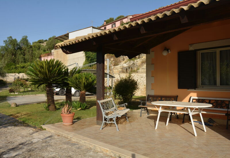 Villa del Monte: Außen, Balkon / Terrasse / Patio, Draussen, Frühling, Garten, Herbst, Sommer