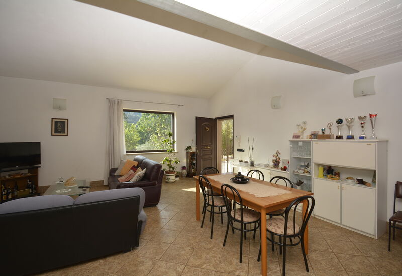 Villa del Monte: Esszimmer, Frühling, Herbst, Sommer, Wohnzimmer