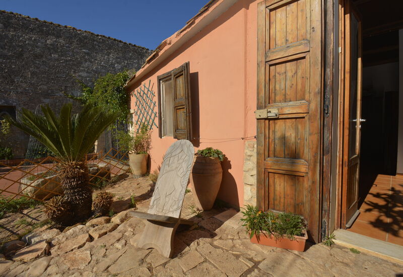 Ranch Salomonello: Autunno, Entrata Principale, Estate, Primavera