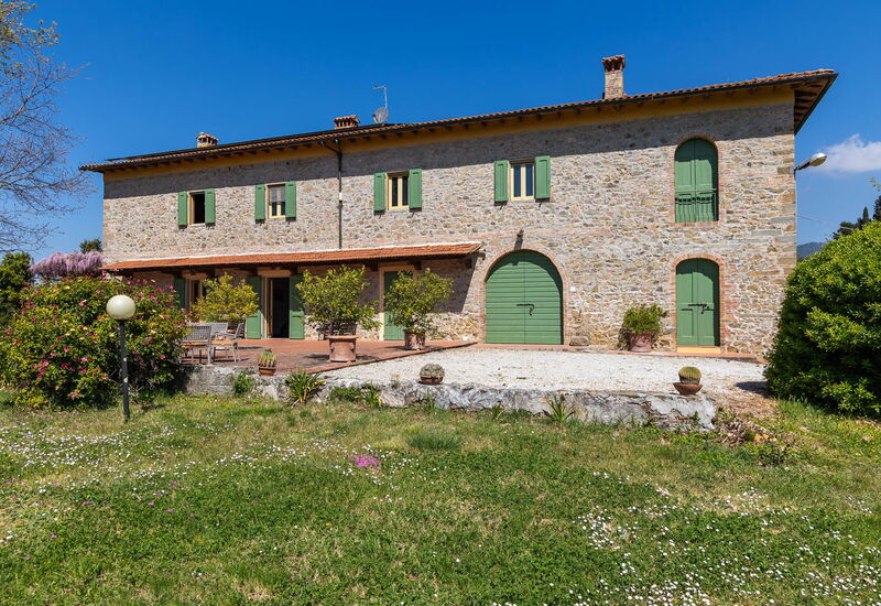 Il Leccio, Vinci, Private Pool and Tennis: Autumn, Building Exterior, Spring, Summer