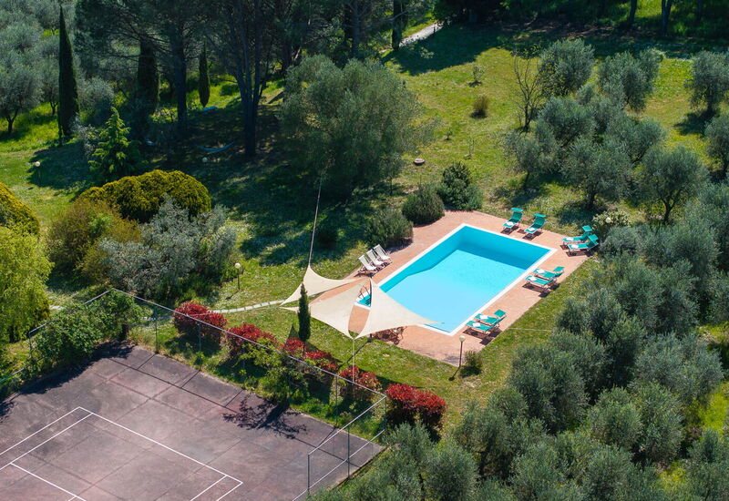 Il Leccio, Vinci, Private Pool and Tennis: Autumn, Outdoor, Pool, Spring, Summer