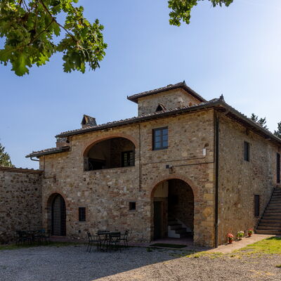 Maison Badia a Passignano: Autunno, Entrata Principale, Estate, Primavera