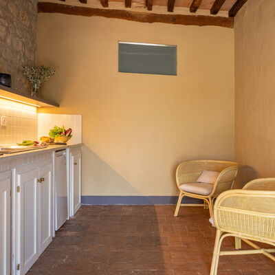 Maison Badia a Passignano - Accommodation:&nbsp;Prugnolo Gentile: Autumn, Kitchen, Living Room, Spring, Summer