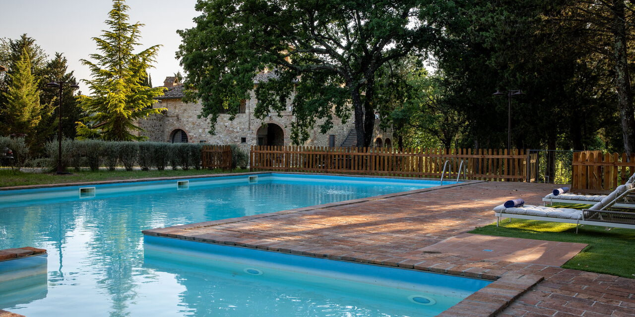 Maison Badia a Passignano: Autunno, Estate, Piscina, Primavera