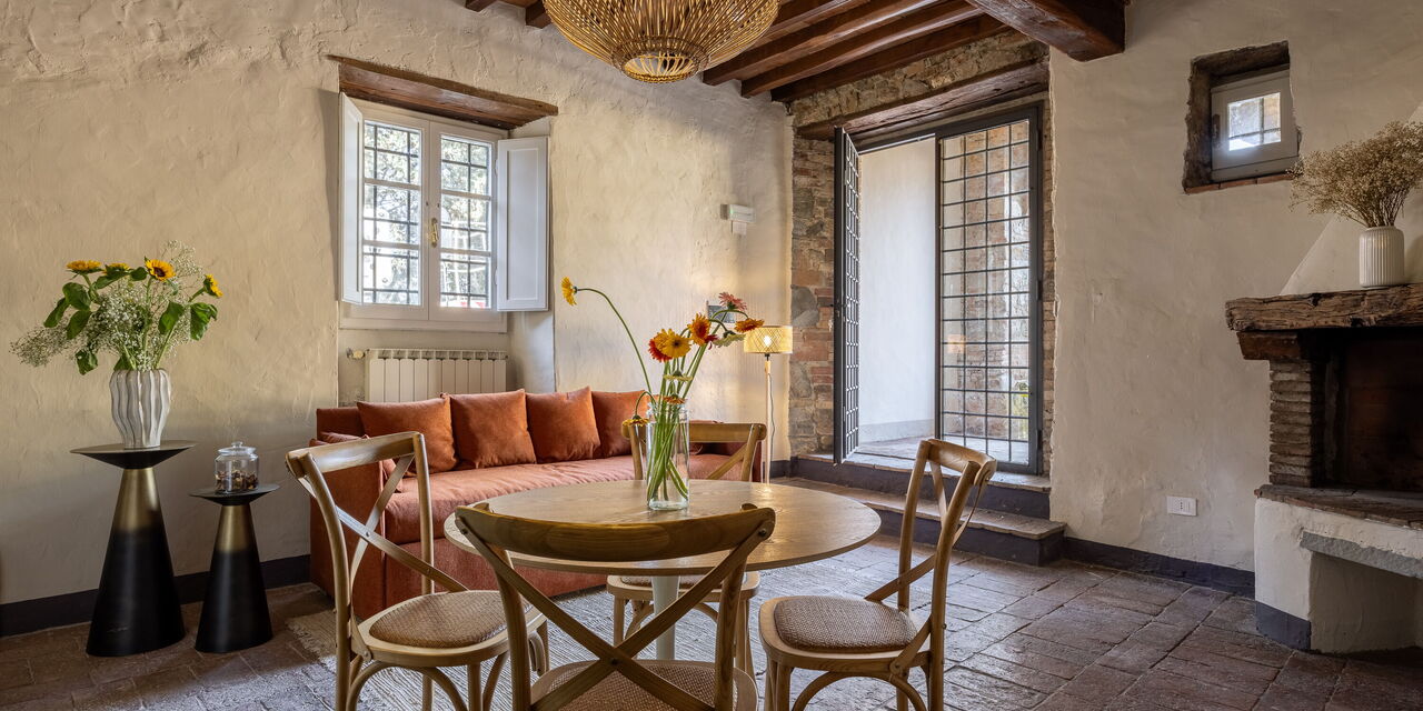 Maison Badia a Passignano - Accommodation:&nbsp;Alicante: Autumn, Kitchen, Living Room, Spring, Summer