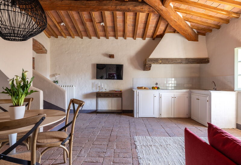 Maison Badia a Passignano: Frühling, Herbst, Sommer, Wohnzimmer