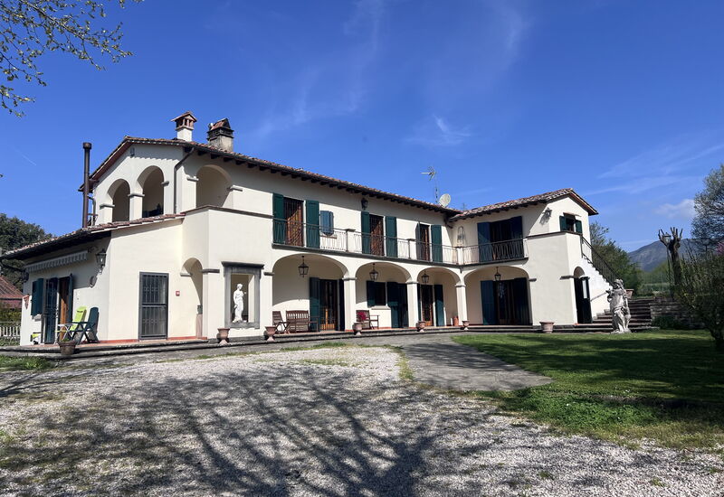 Villa Il Parco: all'aperto, Esterni