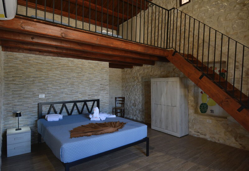Villa Palmento by Geco Vacation Rentals: Autumn, Bedroom, Spring, Summer