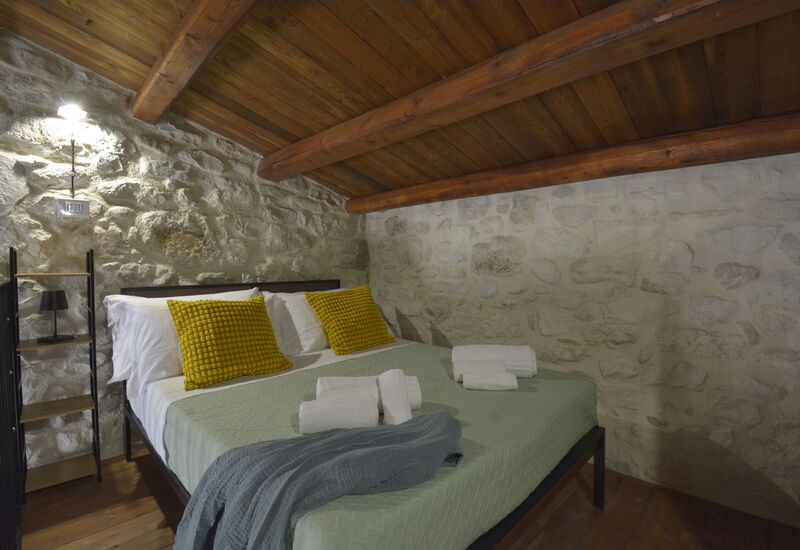 Villa Palmento by Geco Vacation Rentals: Autumn, Bedroom, Spring, Summer