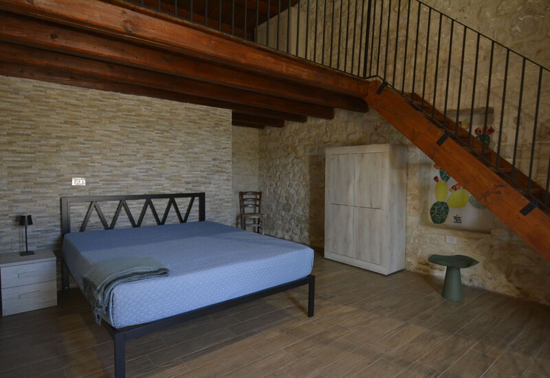 Villa Palmento by Geco Vacation Rentals: Autumn, Bedroom, Spring, Summer