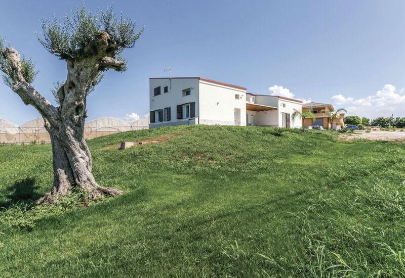 Villa Marzia: Autumn, Garden, Outdoor, Spring, Summer