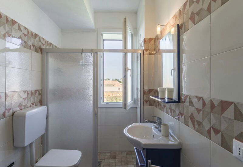 Villa Marzia: Autumn, Bathroom, Spring, Summer