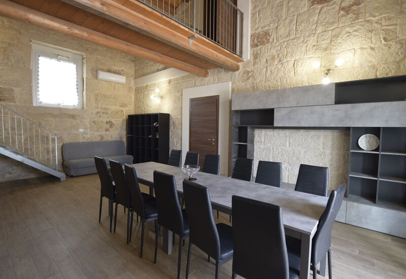 L'Oasi di Salvo: Autumn, Kitchen, Living Room, Spring, Summer