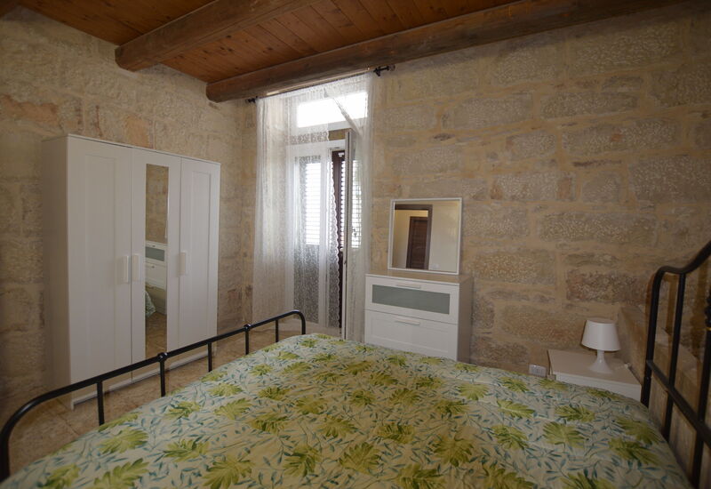 L'Oasi di Salvo: Autumn, Bedroom, Spring, Summer