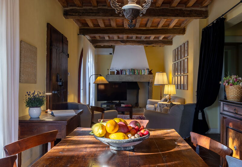 Villa Santa Barbara: Autumn, Dining Room, Living Room, Spring, Summer