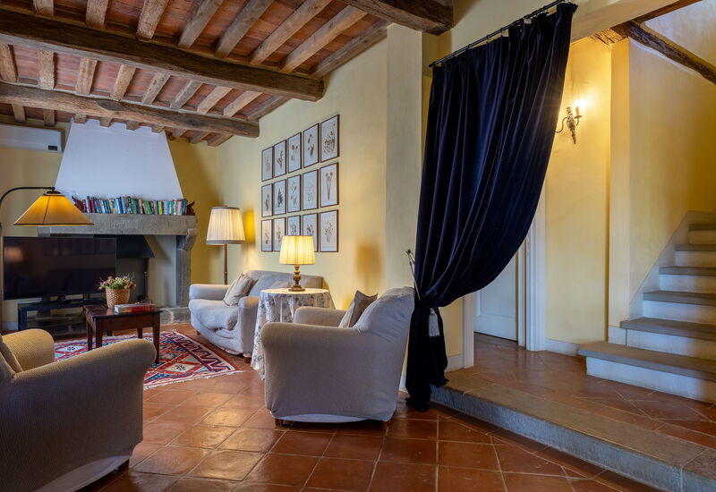 Villa Santa Barbara: Autumn, Spring, Summer