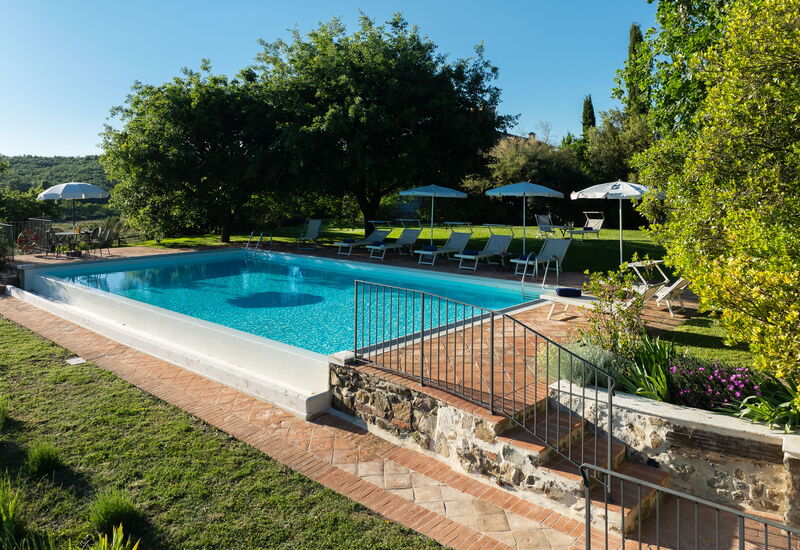 Villa Santa Barbara: Autumn, Balcony / Terrace / Patio, Garden, Pool, Spring, Summer