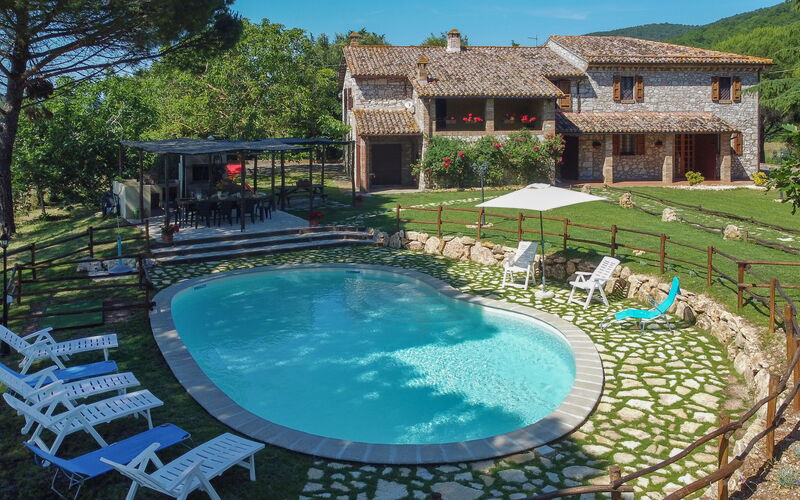 Casale Vepres: all'aperto, Esterni, Giardino, Piscina