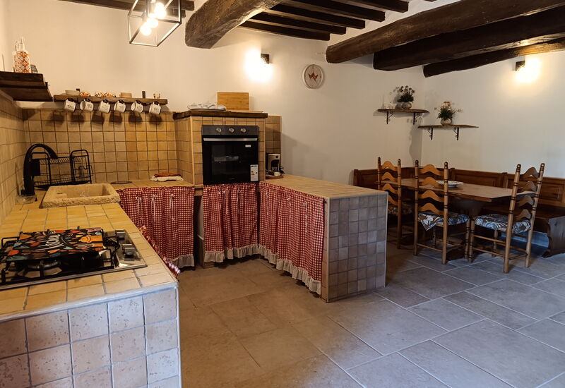 Casale Vepres: Kitchen, Room Detail