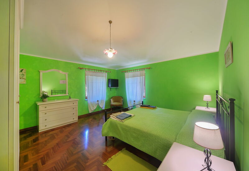 Casale Vepres: Bedroom, Room Detail