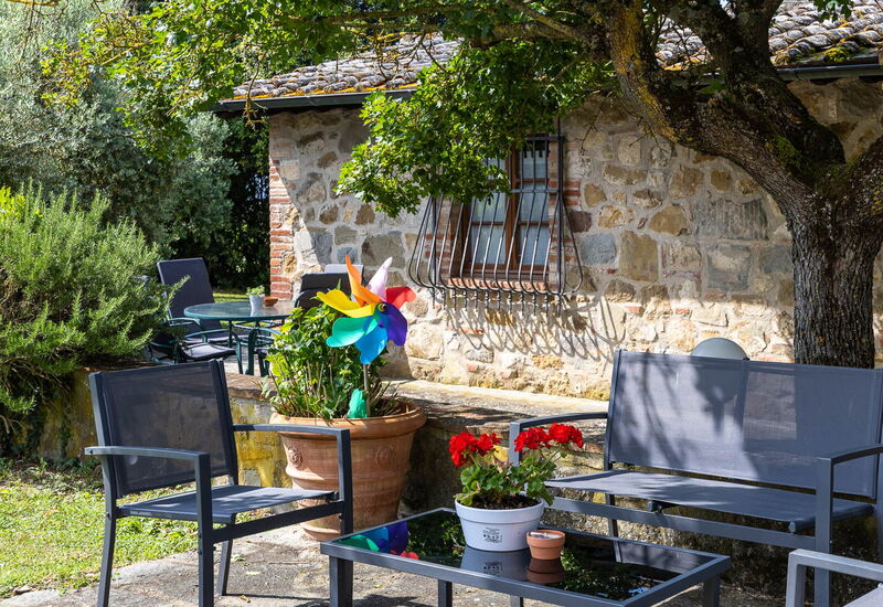 Podere Il Pozzangone, Lucignano: Autunno, Estate, Giardino, Primavera
