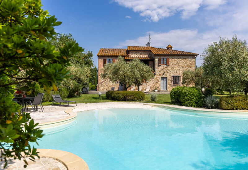 Podere Il Pozzangone, Lucignano: Autunno, Estate, Piscina, Primavera