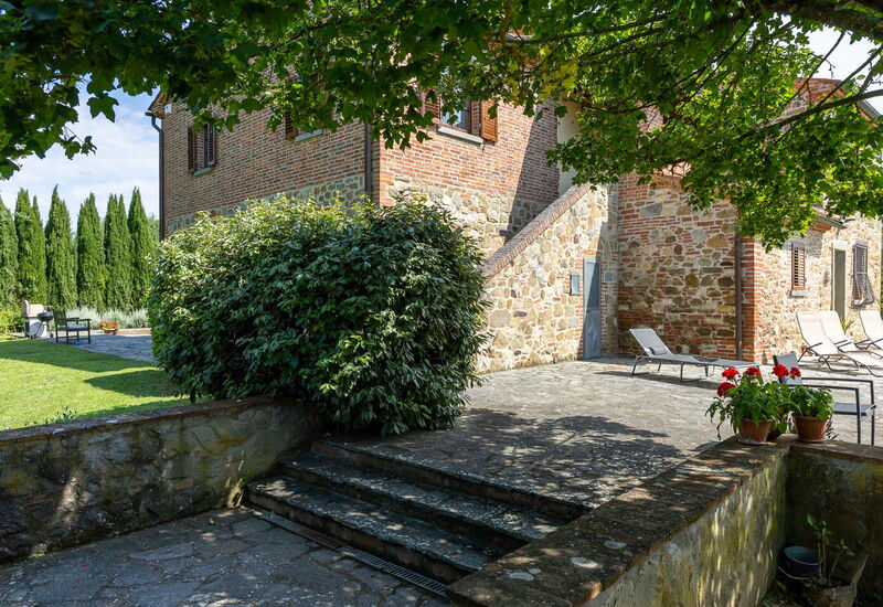 Podere Il Pozzangone, Lucignano: Autunno, Estate, Giardino, Primavera