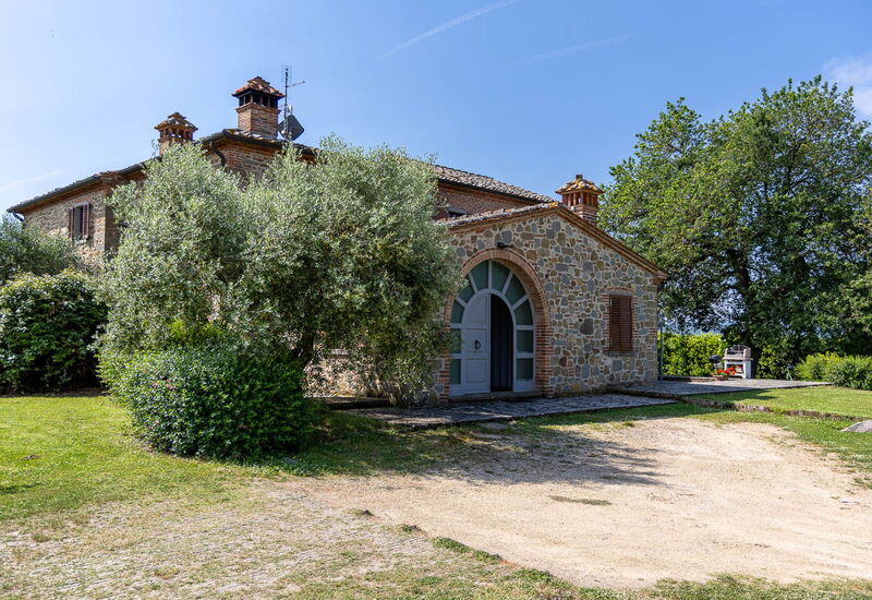 Podere Il Pozzangone, Lucignano: Autunno, Estate, Giardino, Primavera