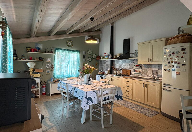Villa Simona: Frühling, Herbst, Küche, Sommer, Wohnzimmer