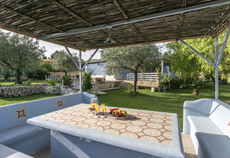 Villa le 2 Emme: Frühling, Garten, Herbst, Sommer