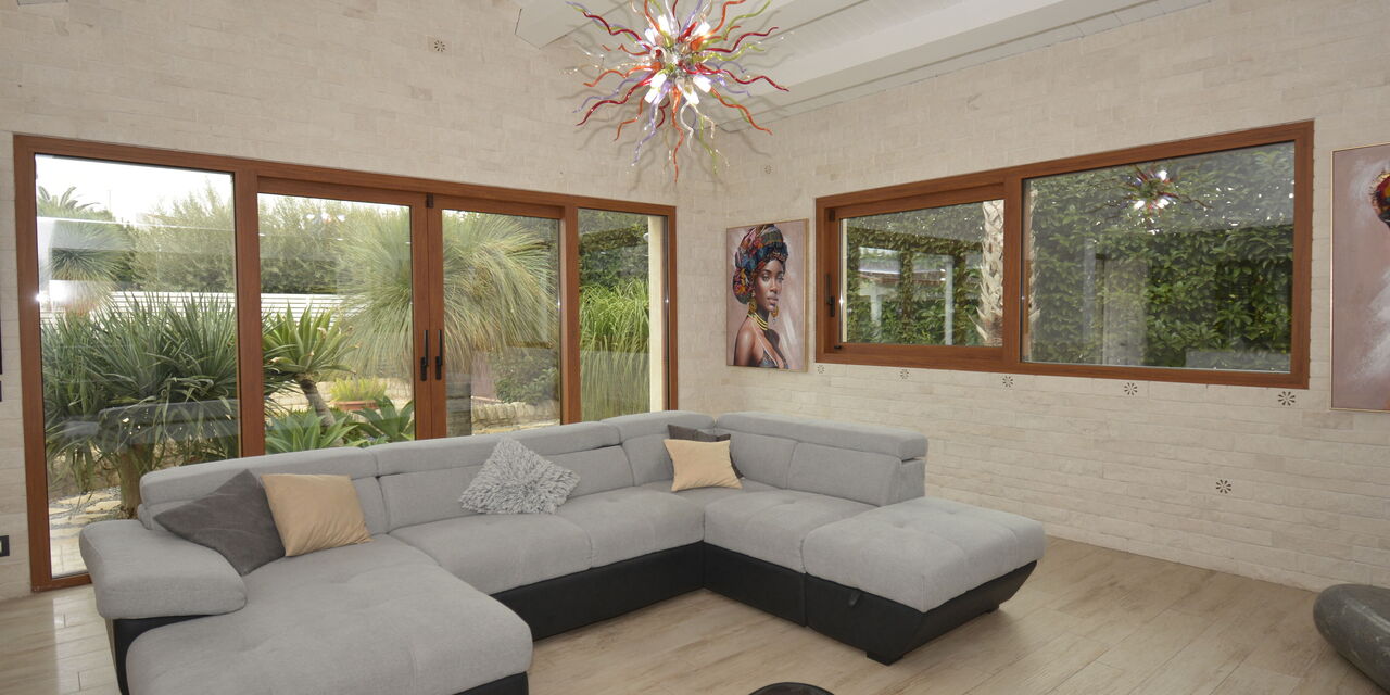 Villa Monaco: Autumn, Living Room, Spring, Summer