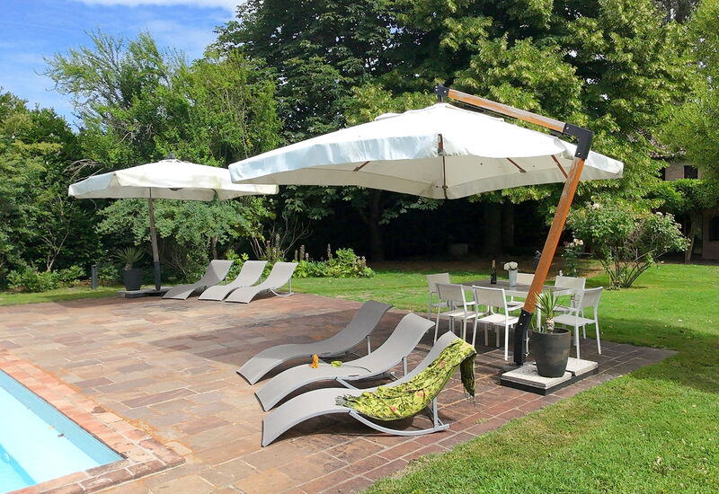 Villa Dorina: Frühling, Herbst, Schwimmbad, Sommer
