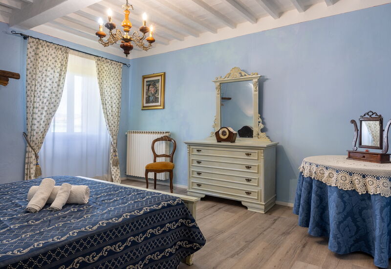 Il Cipresso, Casa dei Nonni, Cortona: Autumn, Bedroom, Spring, Summer
