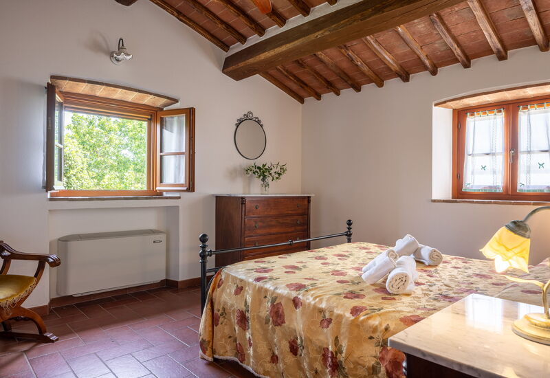 Il Cipresso, Casa Lucia, Cortona: Autumn, Bedroom, Spring, Summer
