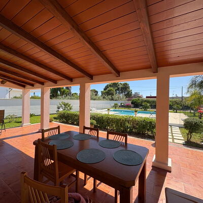 Villa Gloria: Balkon / Terrasse / Patio, Frühling, Herbst, Schwimmbad, Sommer