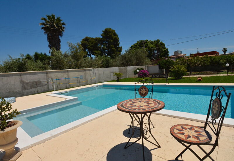 Villa Gloria: Balkon / Terrasse / Patio, Frühling, Herbst, Schwimmbad, Sommer