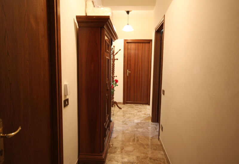 Il Paradiso tra Gli Ulivi: Autumn, Room Detail, Spring, Summer, Winter