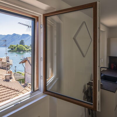 Next Comacina, Lago di Como with Garage: Ansichten, Frühling, Herbst, Küche, Sommer, Wohnzimmer