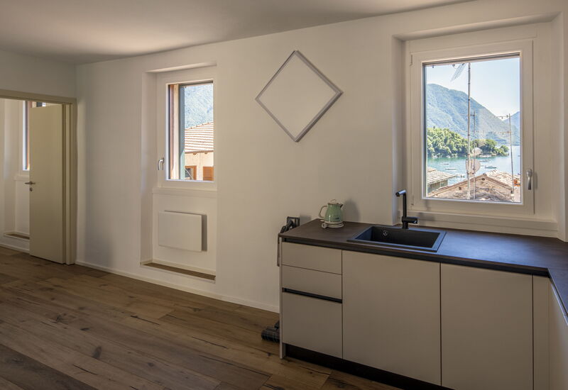 Next Comacina, Lago di Como with Garage: Frühling, Herbst, Küche, Sommer, Wohnzimmer