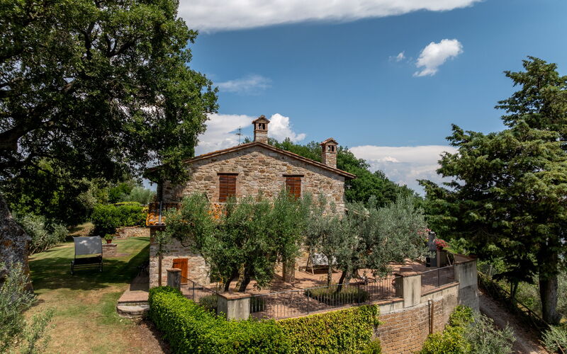 Villa Daluma, Private Pool in Todi: Autumn, Garden, Spring, Summer