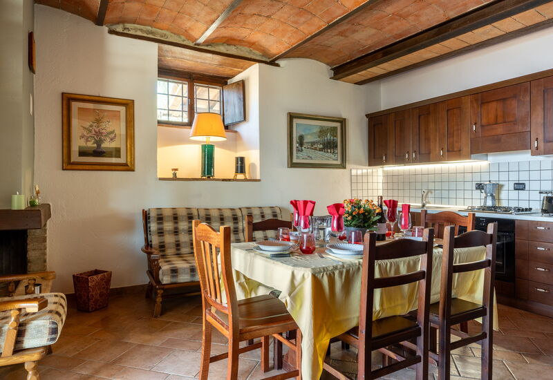 Villa Daluma, Private Pool in Todi: Autumn, Kitchen, Living Room, Spring, Summer
