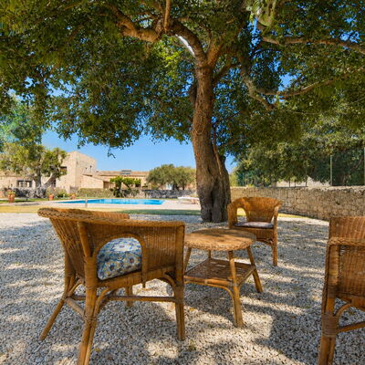 La Muraglia: Autunno, Balcone / Terrazza / Patio, Estate, Giardino, Piscina, Primavera
