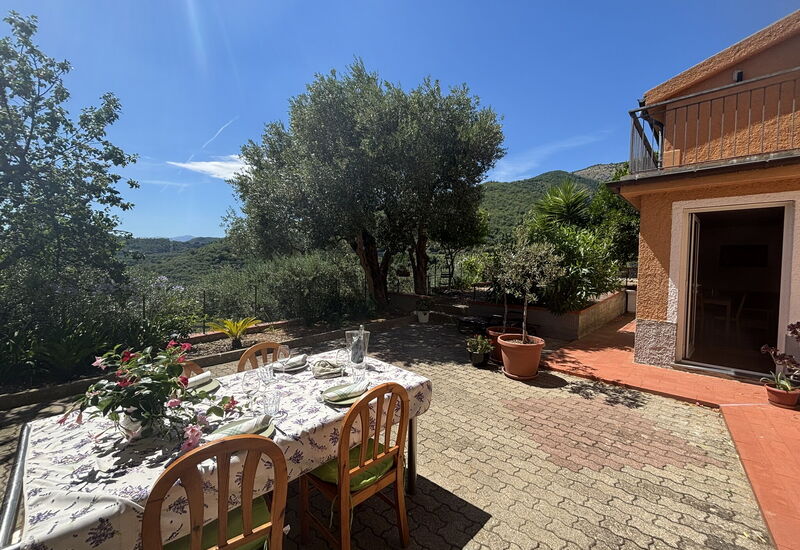 Il Fienile, Garden and Peacefull View: Autunno, Estate, Giardino, Primavera